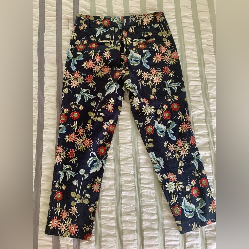 Ann Taylor size 4 Cropped Pants